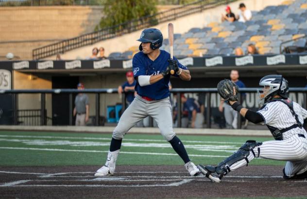 Lincoln Saltdogs at bat