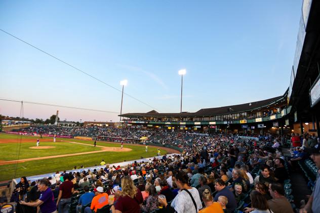 A crowd enjoys a Jersey Shore BlueClaws game