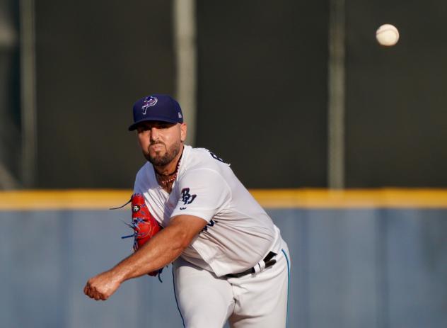 Pensacola Blue Wahoos' Jonathan Bermúdez in action