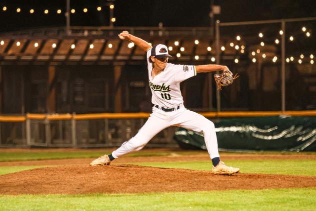 Wausau Woodchucks' Carsen Plumadore on the mound
