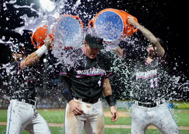 Pensacola Blue Wahoos celebrate win