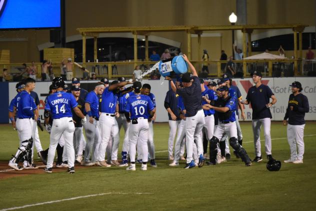 Biloxi Shuckers celebrate win