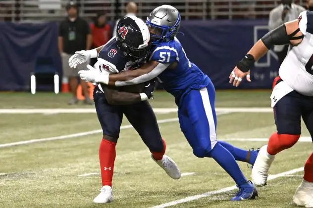 St. Louis Battlehawks linebacker Willie Harvey vs. the Houston Roughnecks