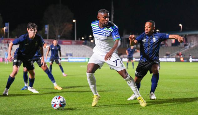 Forward Enoch Mushagalusa with Hartford Athletic
