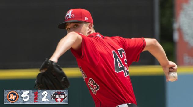 Hickory Crawdads pitcher Ryan Lobus