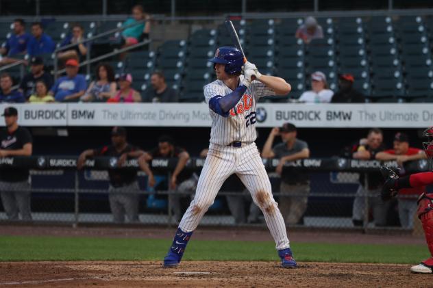 Syracuse Mets' Brett Baty at bat