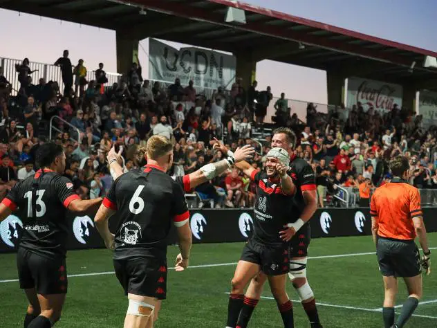 Utah Warriors celebrate a score