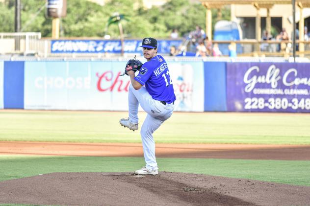 Biloxi Shuckers' Logan Henderson on the mound