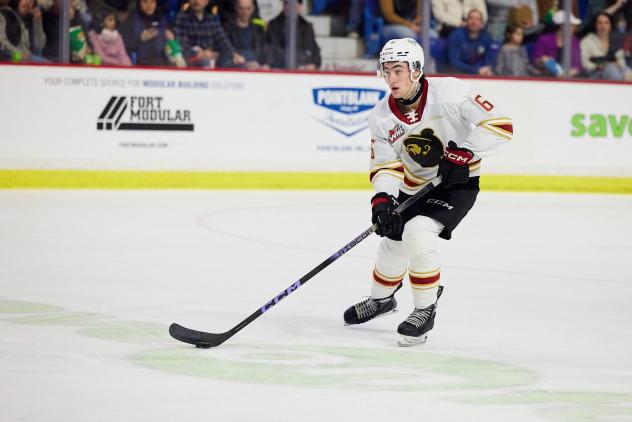 Vancouver Giants defenceman Colton Roberts