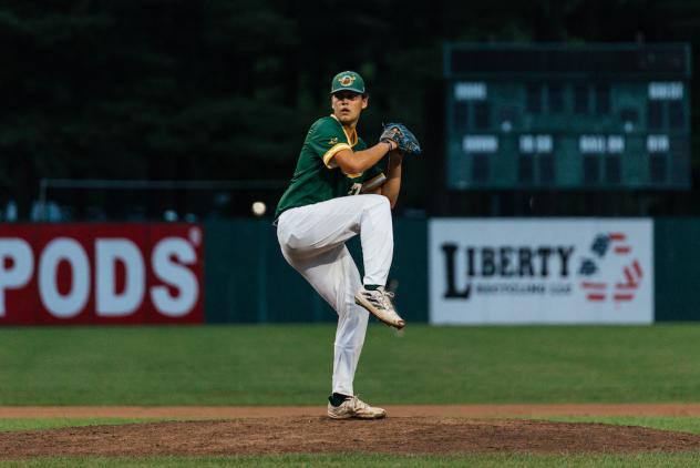 Sanford Mainers' Cole Schiff on the mound