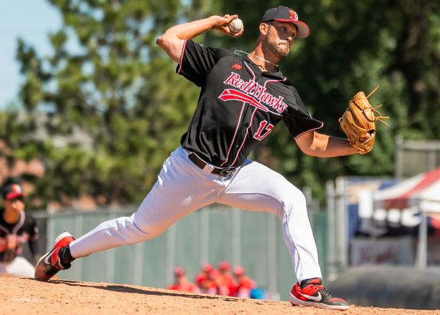 Fargo-Moorhead RedHawks pitcher Alex DuBord