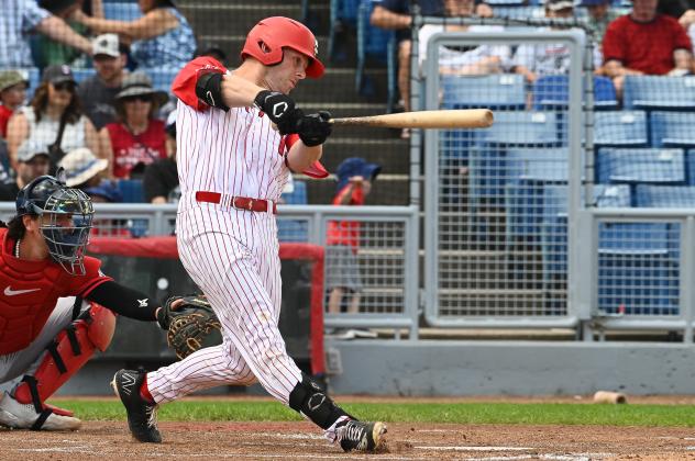 Ottawa Titans at bat