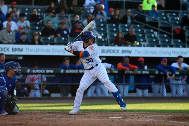Syracuse Mets' Hayden Senger at bat