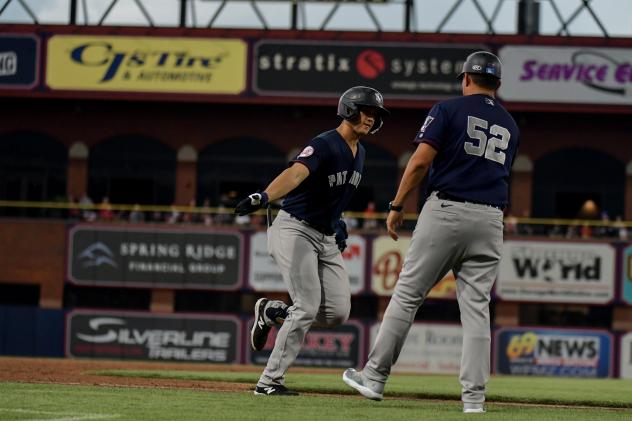 Rafael Flores of the Somerset Patriots rounds the bases