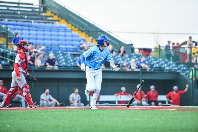 Sioux Falls Canaries in action
