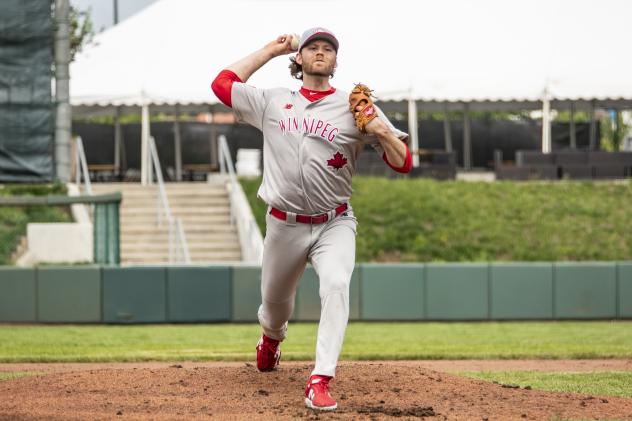Winnipeg Goldeyes pitcher Landen Bourassa