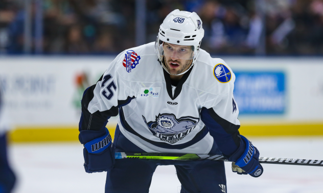 Jacksonville Icemen forward Logan Cockerill