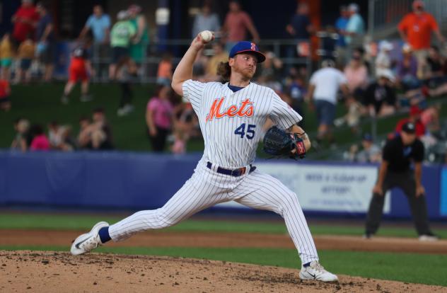 Syracuse Mets pitcher Jordan Geber