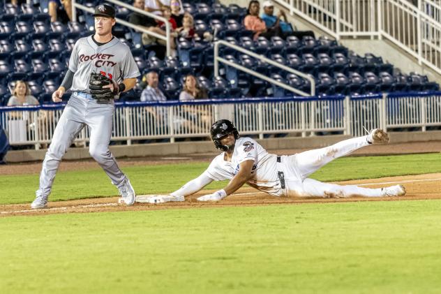 Biloxi Shuckers' Ernesto Martinez Jr. in action