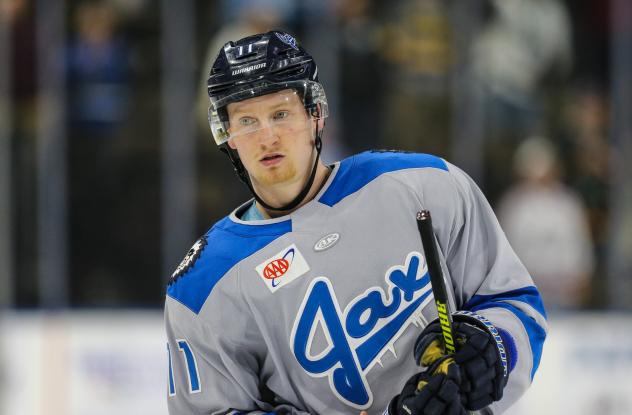 Jacksonville Icemen forward Chase Lang