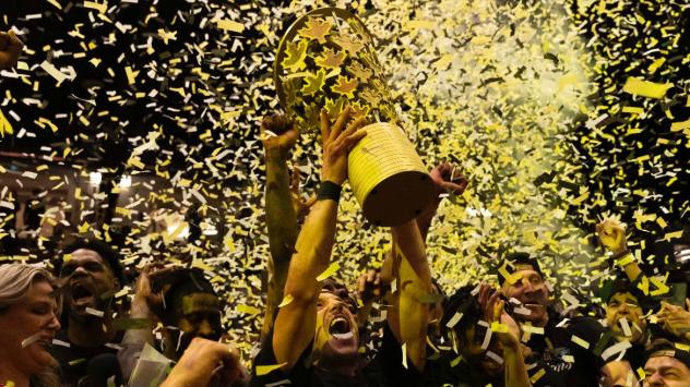 Niagara River Lions celebrate win
