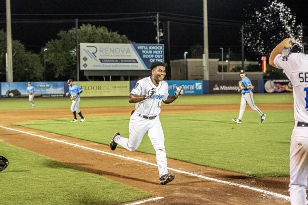 Biloxi Shuckers' Zavier Warren in action