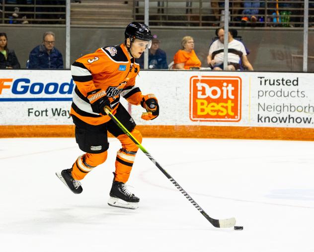 Jake Johnson with the Fort Wayne Komets