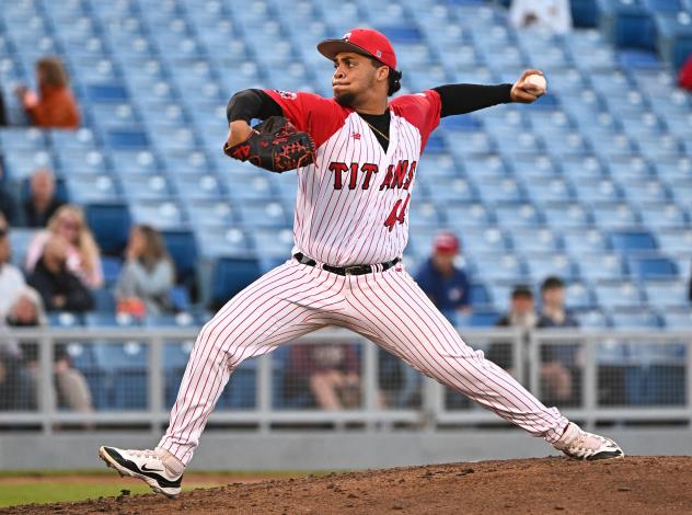 Ottawa Titans' Bryan Peña in action