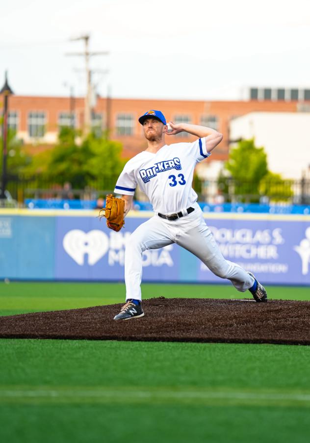 Brandon Leibrandt pitching with the High Point Rockers