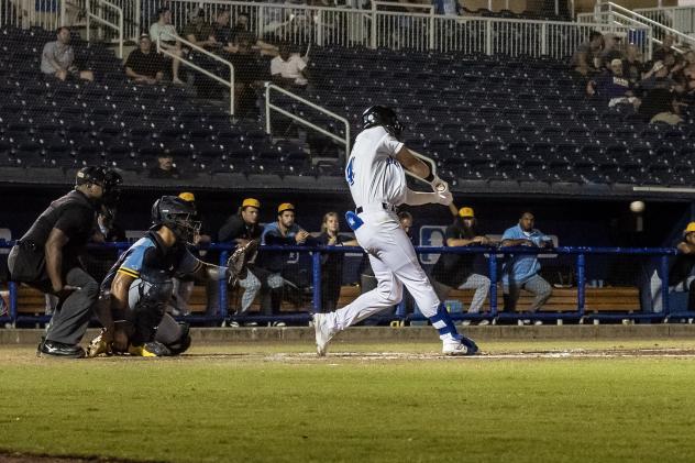 Biloxi Shuckers' Connor Scott at bat