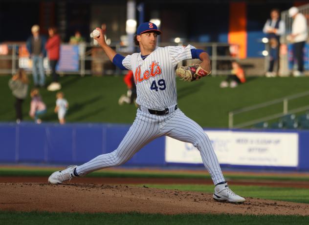 Syracuse Mets pitcher Brandon Sproat