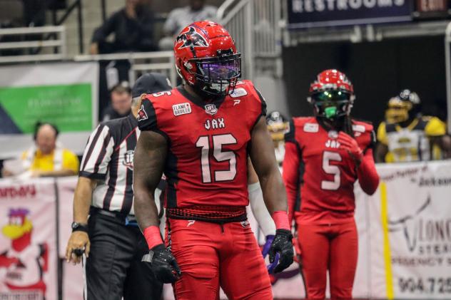 Jacksonville Sharks defensive lineman Xavier Peters