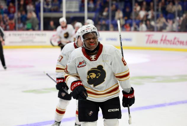 Vancouver Giants centre Aaron Obobaifo vs. the Seattle Thunderbirds
