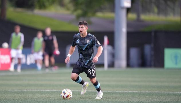 Tacoma Defiance midfielder/defender Kalani Kossa-Rienzi