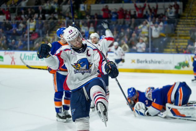 Springfield Thunderbirds forward Matthew Peca