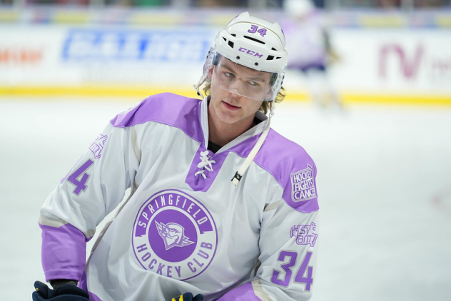 Springfield Thunderbirds forward Sam Bitten