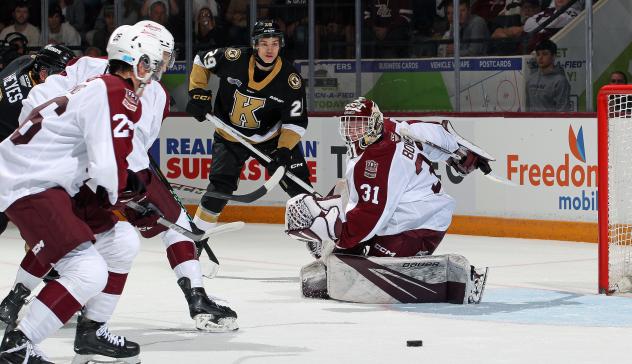 Peterborough Petes goaltender Zach Bowen
