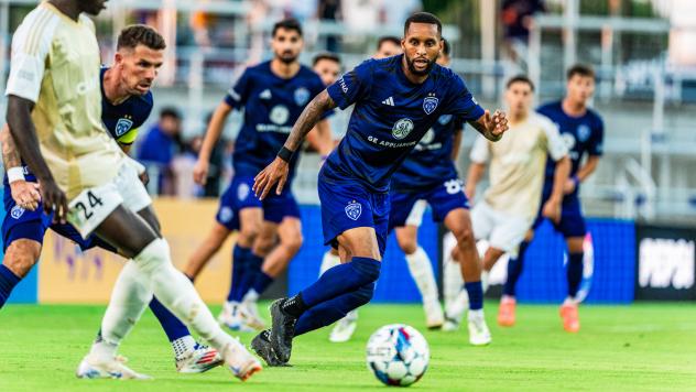 Louisville City FC on defense