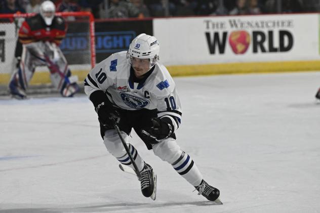 Wenatchee Wild forward Evan Friesen