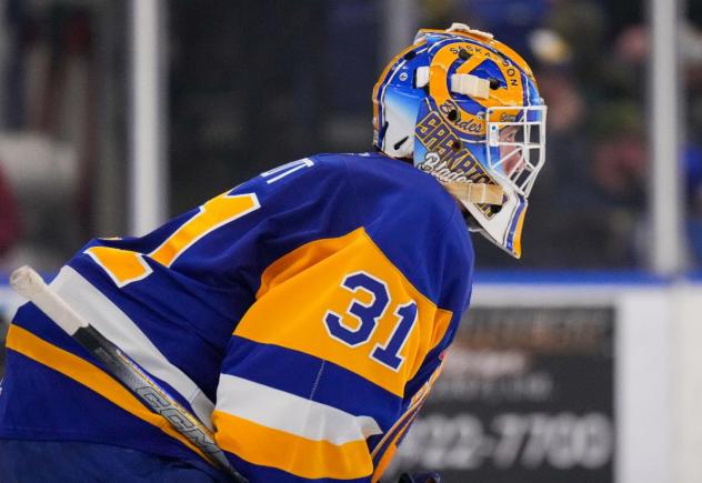 Saskatoon Blades goaltender Austin Elliott