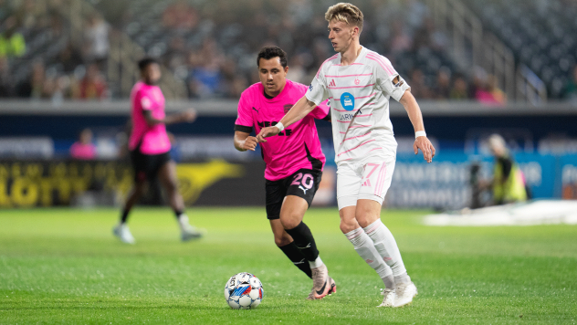 Phoenix Rising defender Laurence Wyke