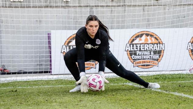 Racing Louisville goalkeeper Olivia Sekany