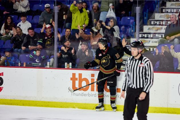Vancouver Giants forward Jaden Lipinski