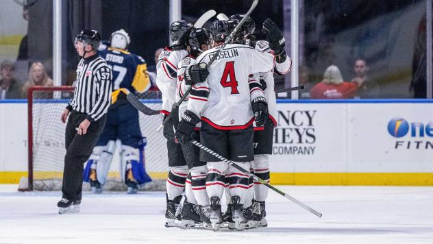 Adirondack Thunder celebrate win