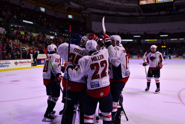 South Carolina Stingrays congratulate goatender Seth Eisele on a shutout win