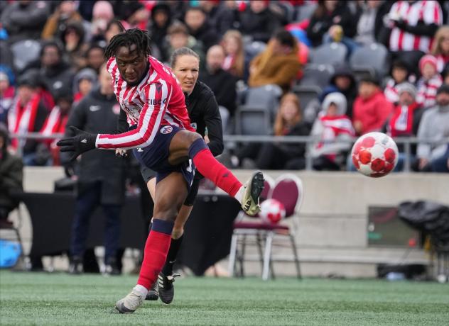 Ballou Tabla of Atlético Ottawa