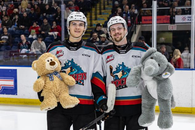 Kelowna Rockets collect teddy bears