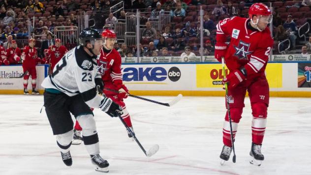 Wichita Thunder's Mitchell Russell and Allen Americans' Spencer Asuchak in action