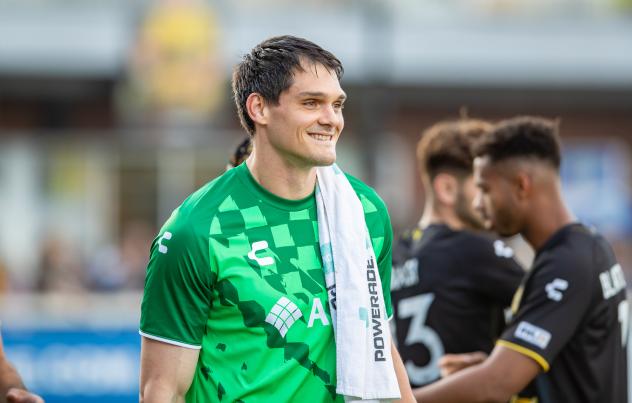 Pittsburgh Riverhounds SC goalkeeper Eric Dick