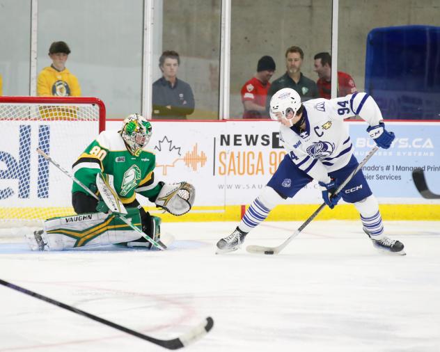 Brampton Steelheads right wing Porter Martone looks to shoot against the London Knights